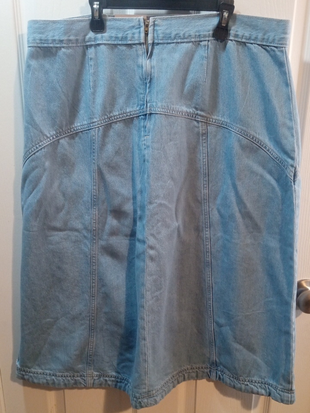 OLD NAVY DRAPEY DENIM SKIRT - Picture 6 of 10